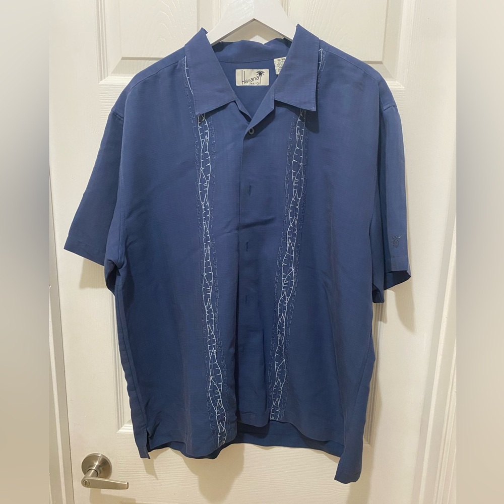 Havana Blue Casual Men’s Button Down Shirt with Decorative Stitching